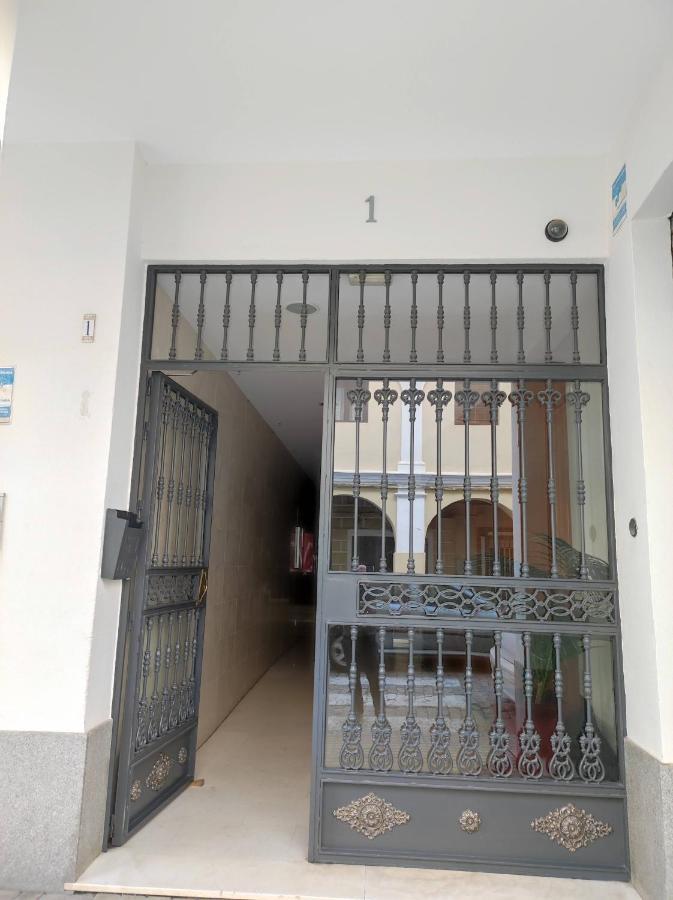 Atico De 1 Dormitorio En Pleno Centro Con Parking Аямонте Екстер'єр фото